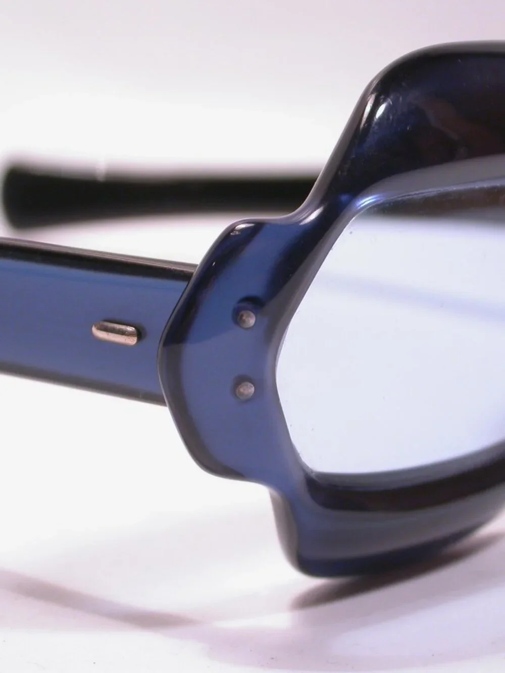 Vintage Mid Century Unusual Blue Pearl Tropic Cal Sunglasses Handmade France